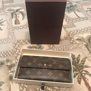 Authentic Louis Vuitton wallet